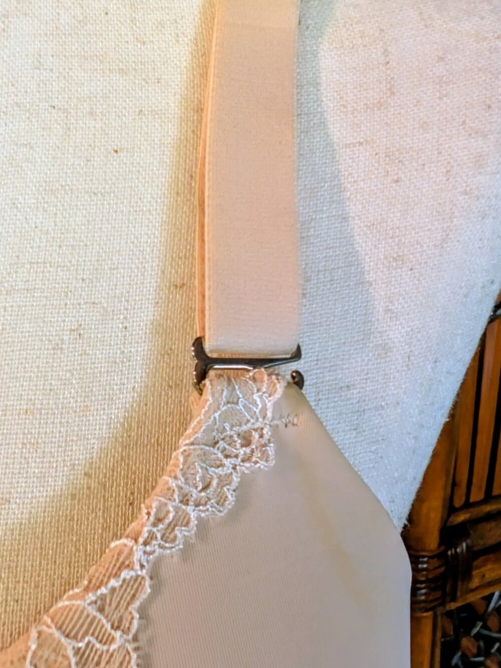 SOMA Memorable Push-Up Lace Trim Bra - Convertable Straps - Size 38C - NWOT - Picture 10 of 14